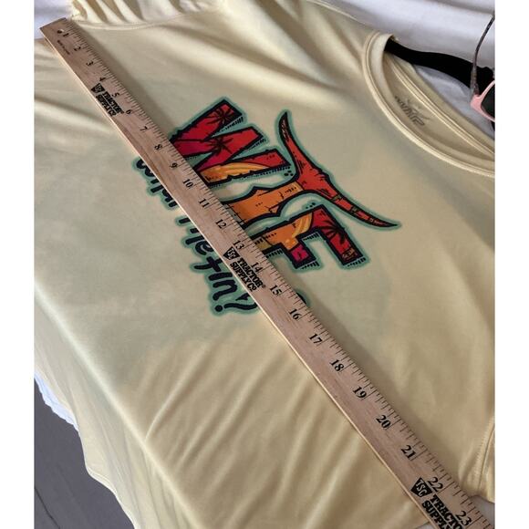 WHAT THE FIN? Shirt Mens Large Yellow UPF 50 Beach Turtle Performance Rashguard - Picture 7 of 9